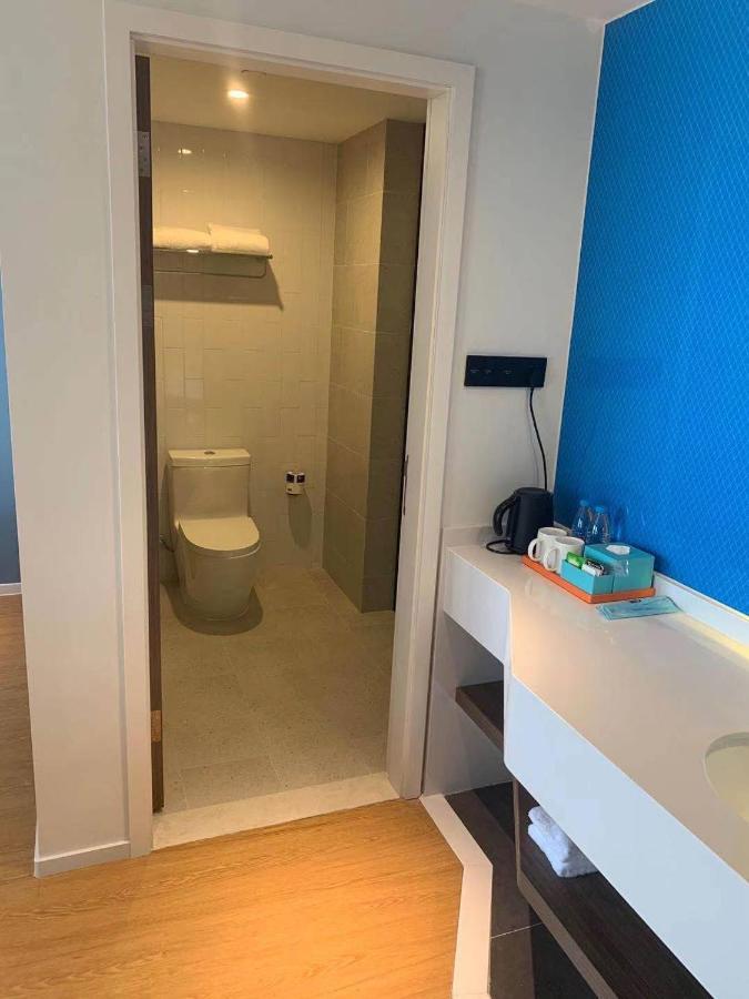 Express Baoyang By Ihg Hotel